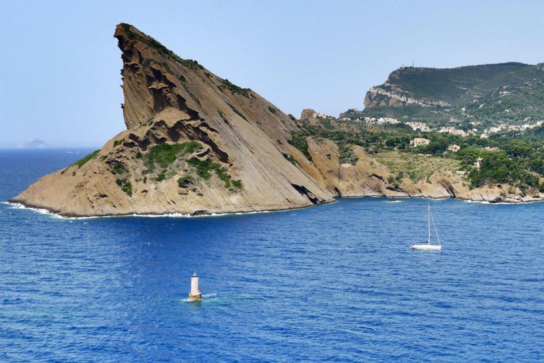 Apartmán 2 Pieces Avec Grande Terrasse La Ciotat Exteriér fotografie